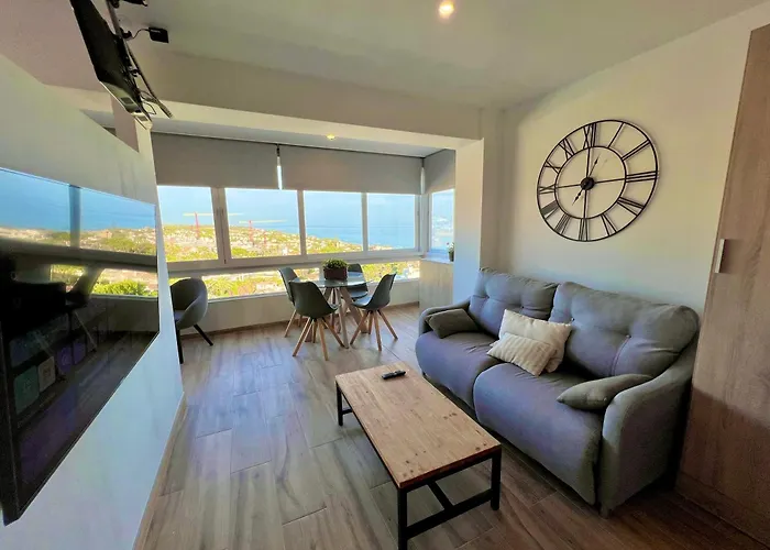 Beachfront - Beachside With Stunning Sea Views * Μαρμπέλλα
