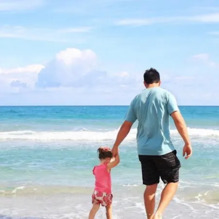 Διαμέρισμα Beachfront - Beachside With Stunning Sea Views Μαρμπέλλα