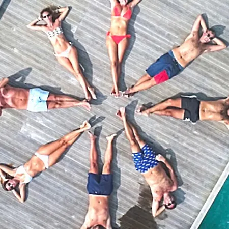 Beachfront - Beachside With Stunning Sea Views Μαρμπέλλα