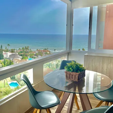 Beachfront - Beachside With Stunning Sea Views Apartment Marbella