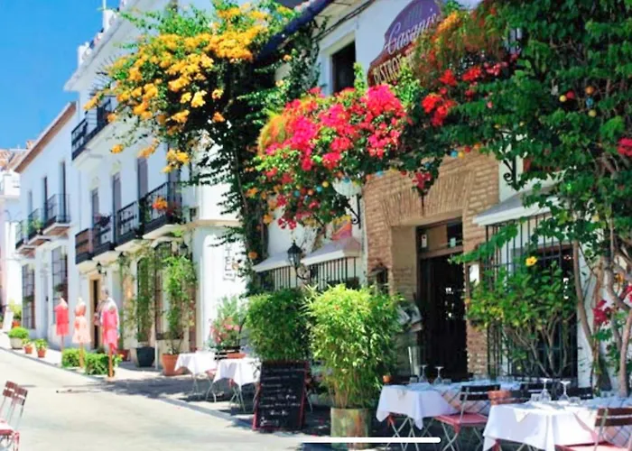 Apartment Beachfront - Beachside With Stunning Sea Views *