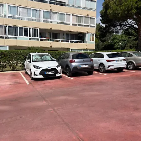 Beachfront - Beachside With Stunning Sea Views