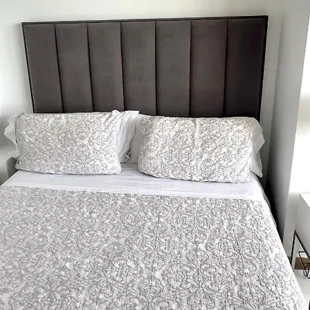 Beachfront - Beachside With Stunning Sea Views Appartement