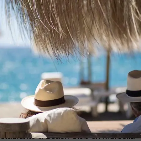 Beachfront - Beachside With Stunning Sea Views Lejlighed