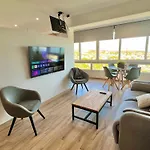Apartman Beachfront - Beachside With Stunning Sea Views *